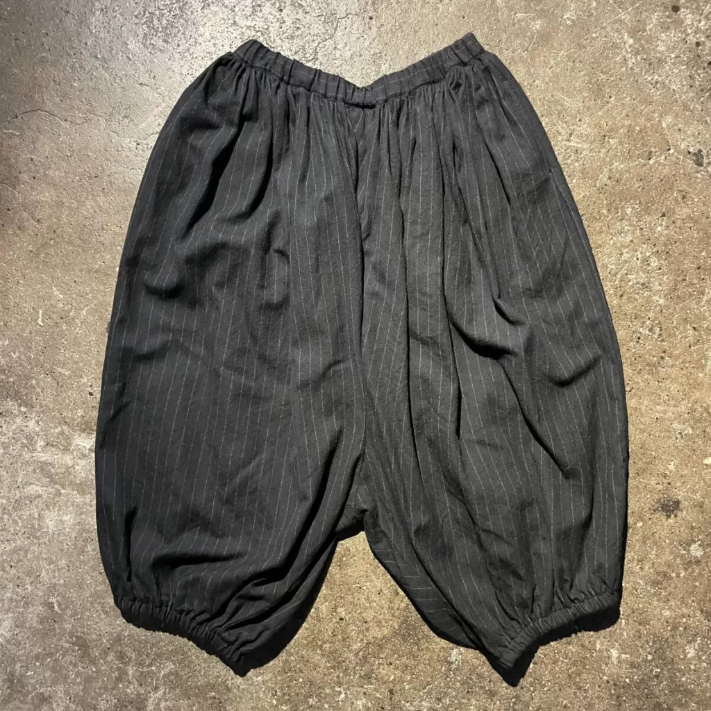 ブラックコムデギャルソン -16aw ストライプカボチャパンツ 日本全国の